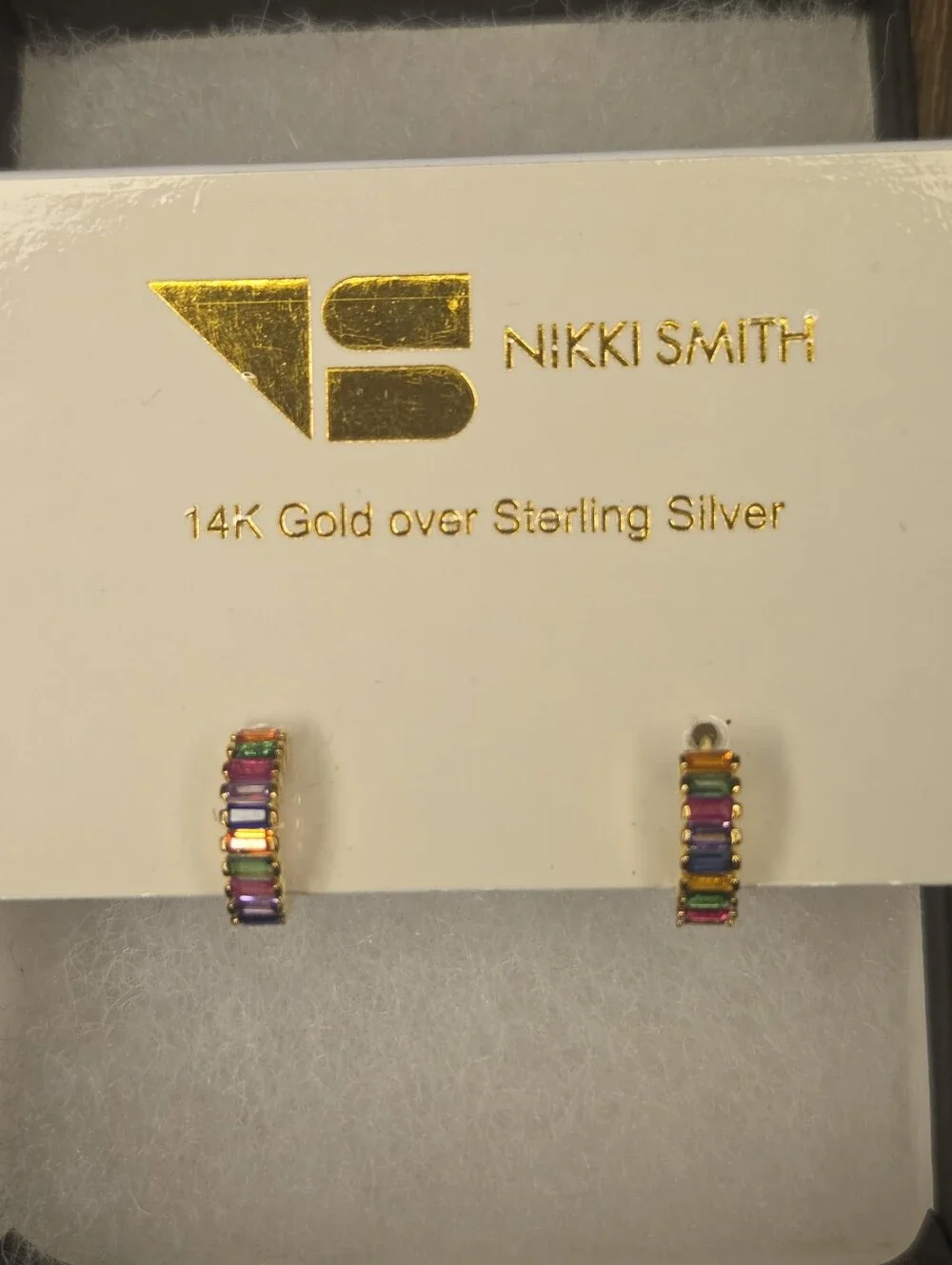 NWT Nikki Smith Rainbow Gem Huggies